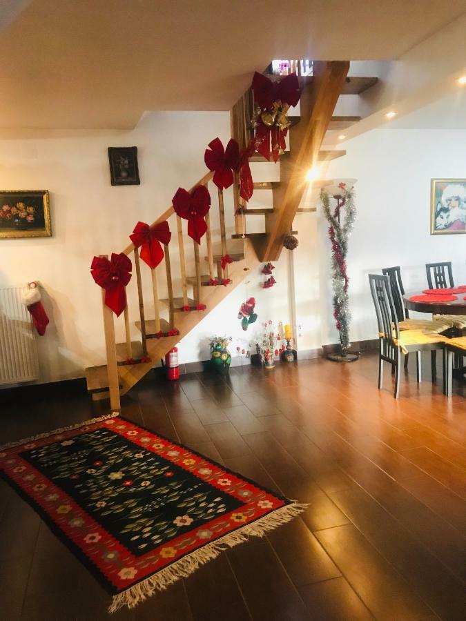 Villa Casa Csiki Rîşnov Exterior foto
