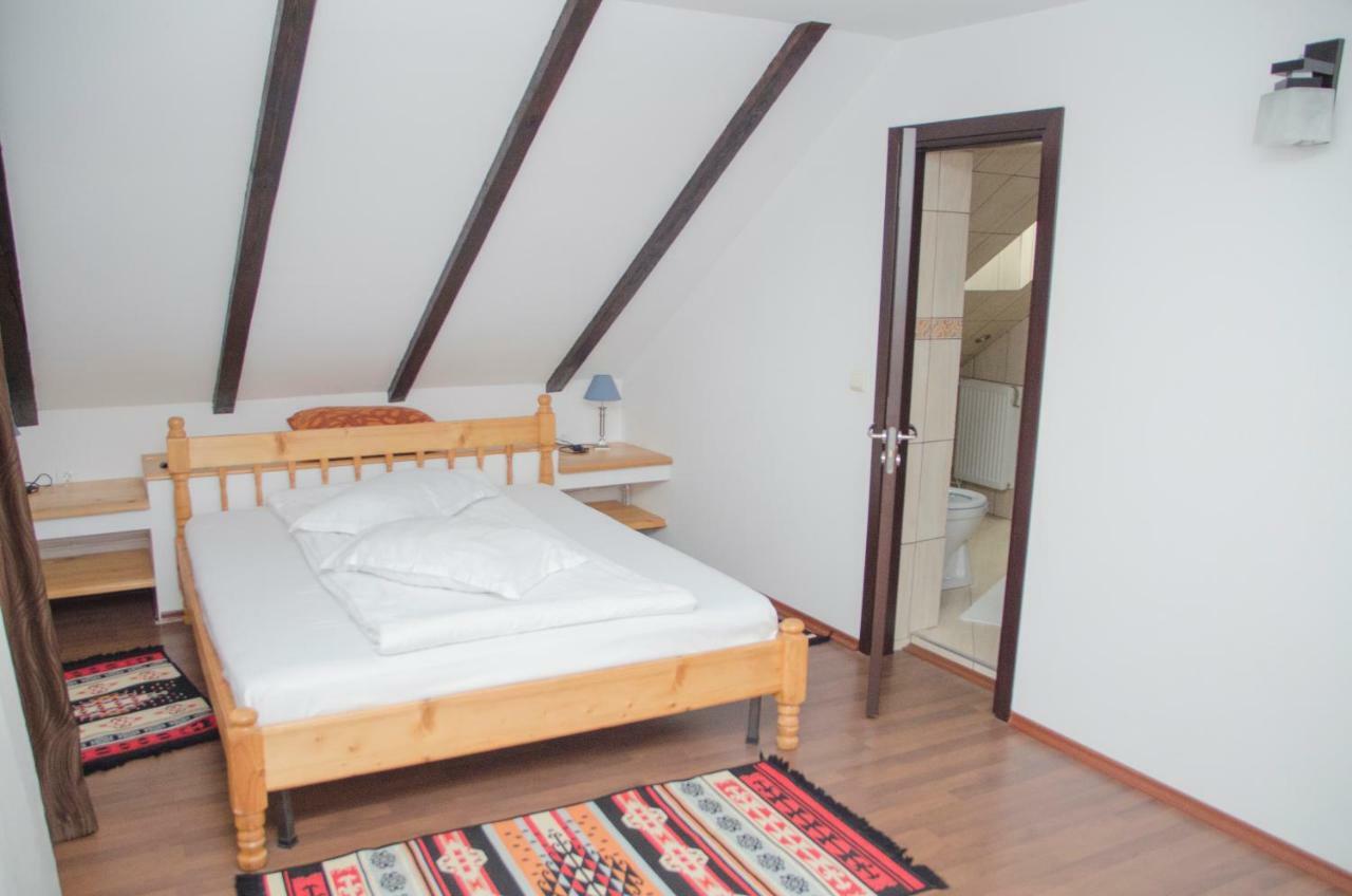 Villa Casa Csiki Rîşnov Exterior foto
